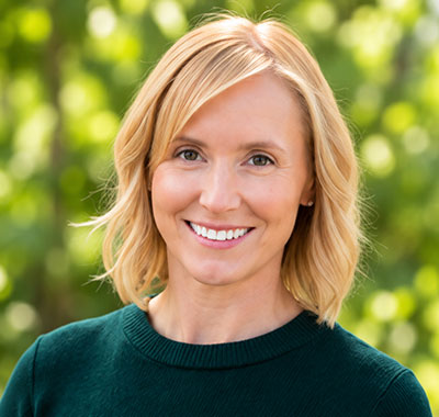 Niina Kuukka, LMFT, LCPC